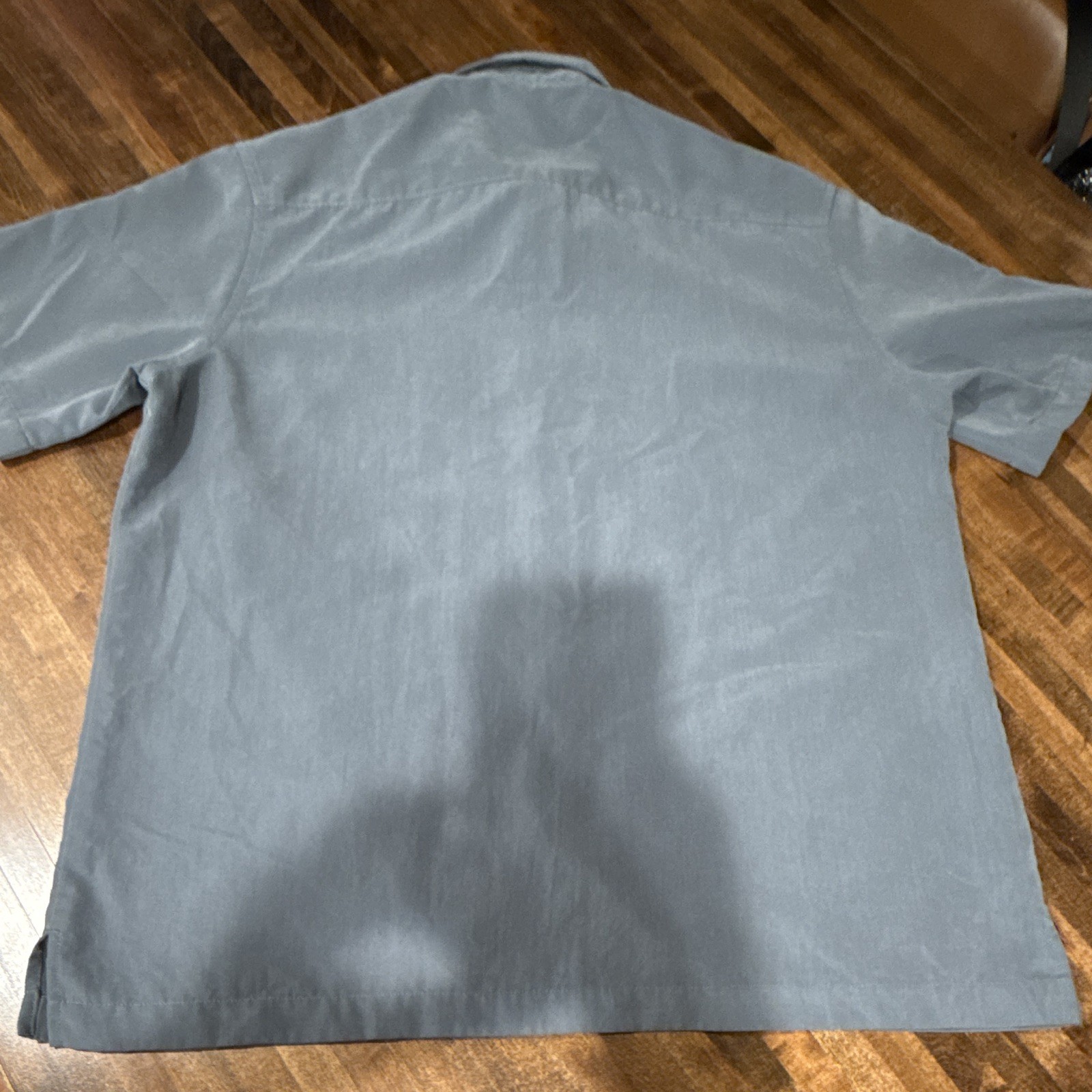 A[X]IST Men’s Solid Gray Woven Polyester Short Sleeve Point Collar Shirt L