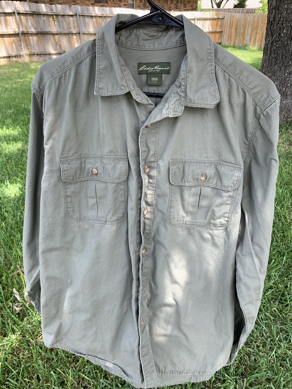 Men’s Olive Green Eddie Bauer Utility Work Shirt with Two Chest Pockets Size L