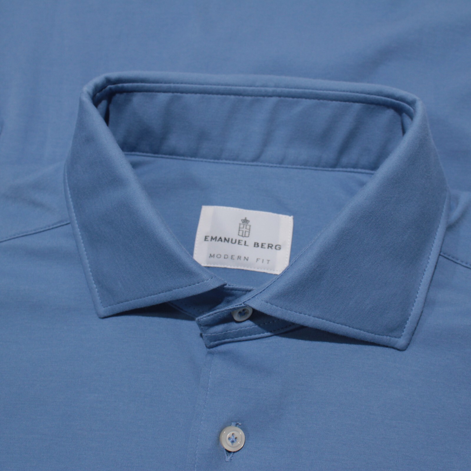 Emanuel Berg NWOT Casual Button Down Shirt Size 40 15.75 M Modern Fit in Blue