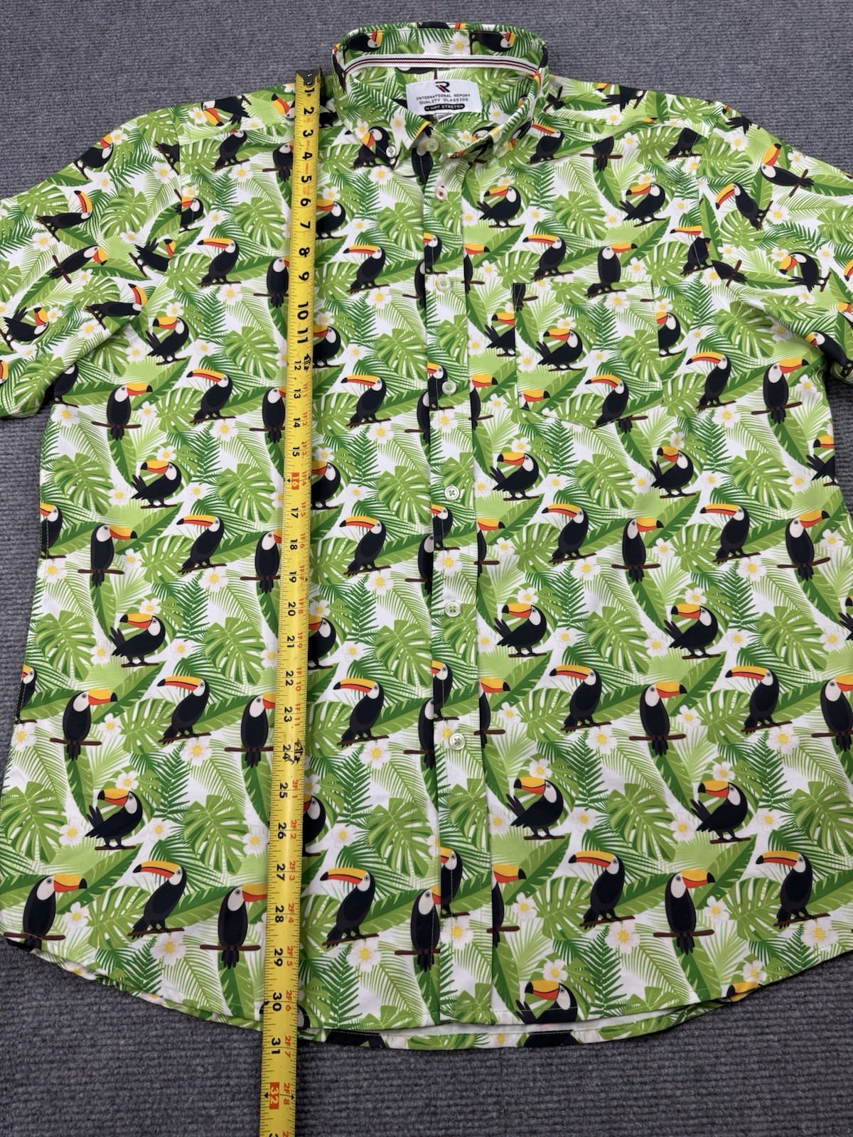 International Report Mens Shirt Extra Large XL Green Palms Toucans 4 Way Stretc
