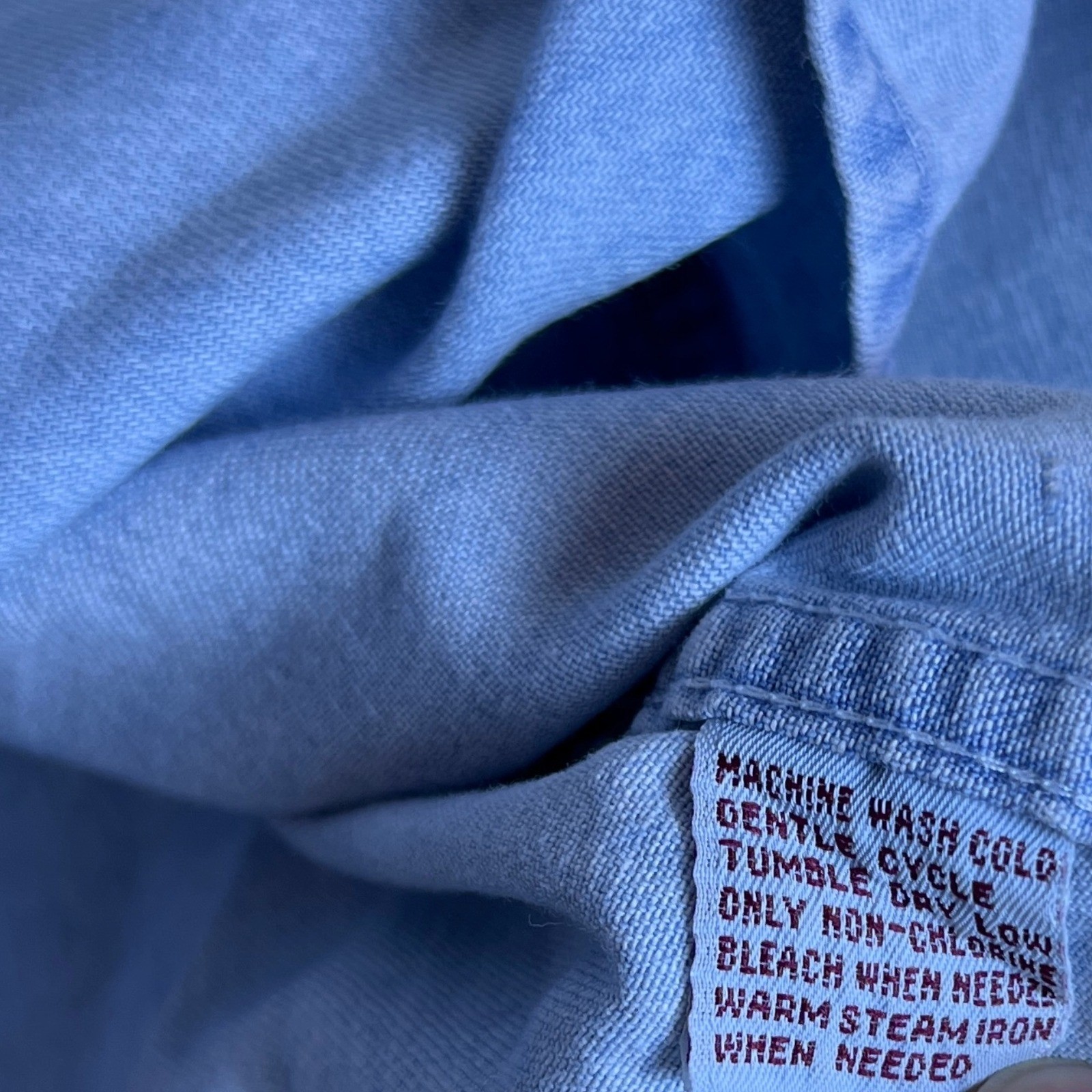 Vintage Croft & Barrow Denim Button Down Shirt Men’s M Light Wash Normcore M