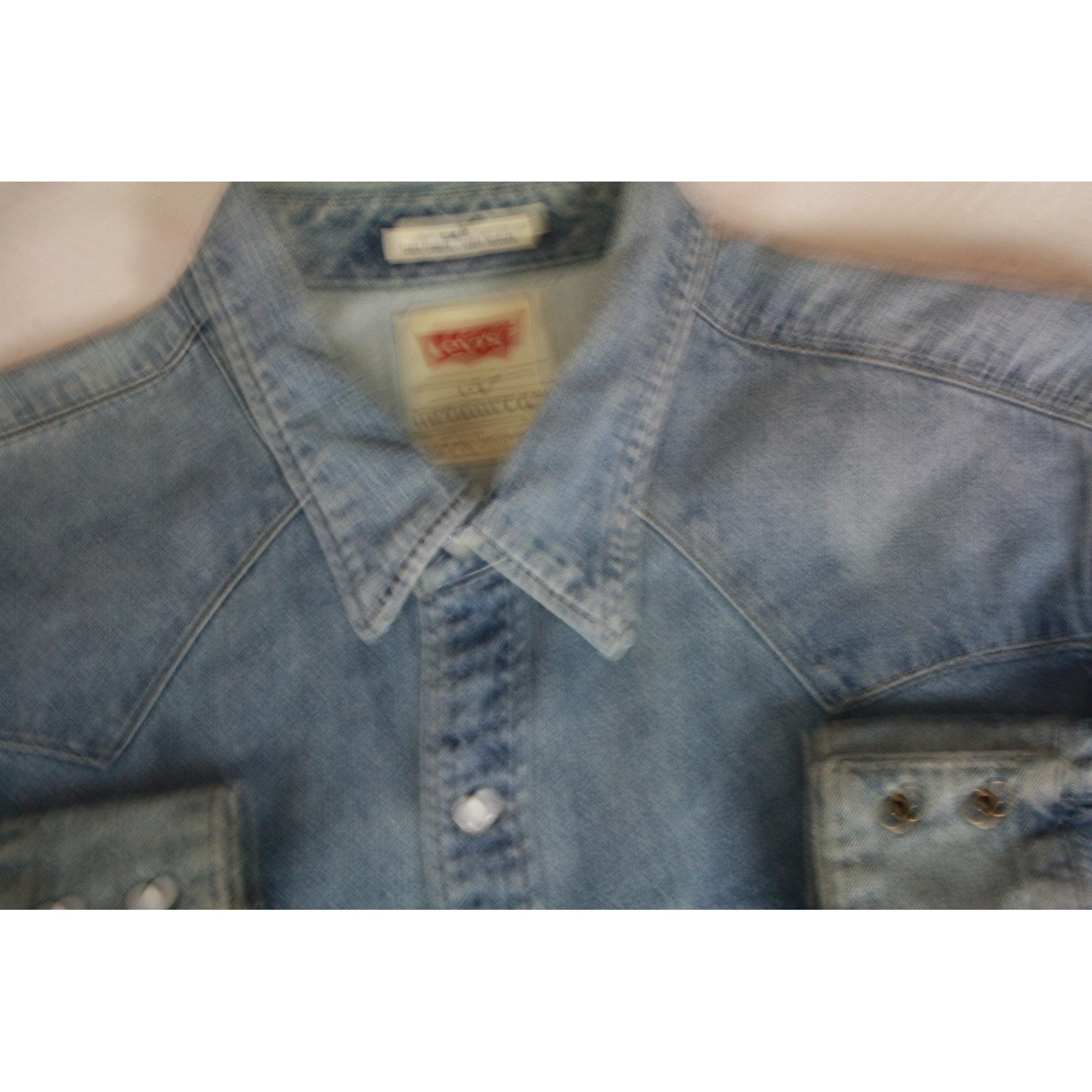 Levis Men Vintage Slim Denim Western Pearl Snap Shirt Light Wash Blue Large L