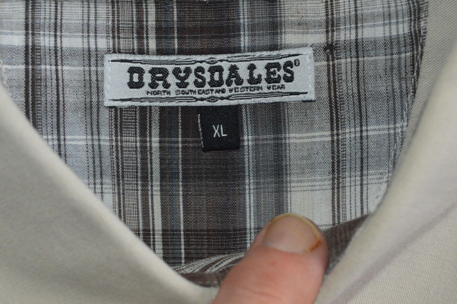 Drysdales Shirt Men’s XL Khaki Pocket Button Down Cotton