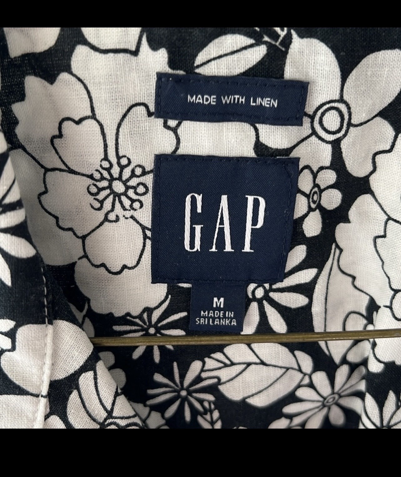 GAP Men’s Black/White Floral Linen Woven Button-Up Shirt Short Sleeve M Casual