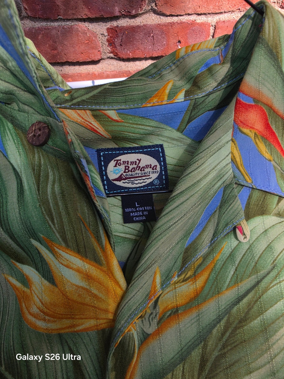 Tommy Bahama vintage cotton shirt “Bird of Paradise” L blue green orange