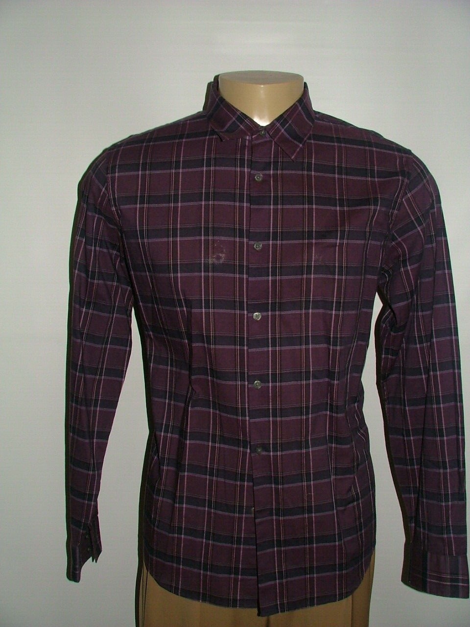 MENS JOHN VARVATOS LUXE CASUAL SHIRT SIZE L 100%COTTON PURPLE BLACK PLAIDS #455
