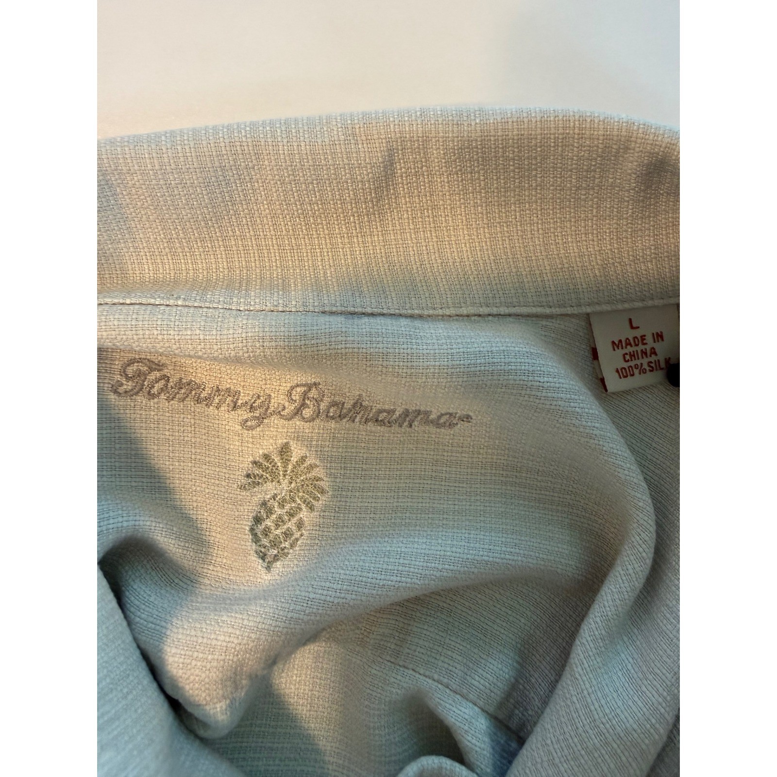 Tommy Bahama 100% Silk Camp Shirt Gray Floral Embroidered Size L Hawaiian Palm