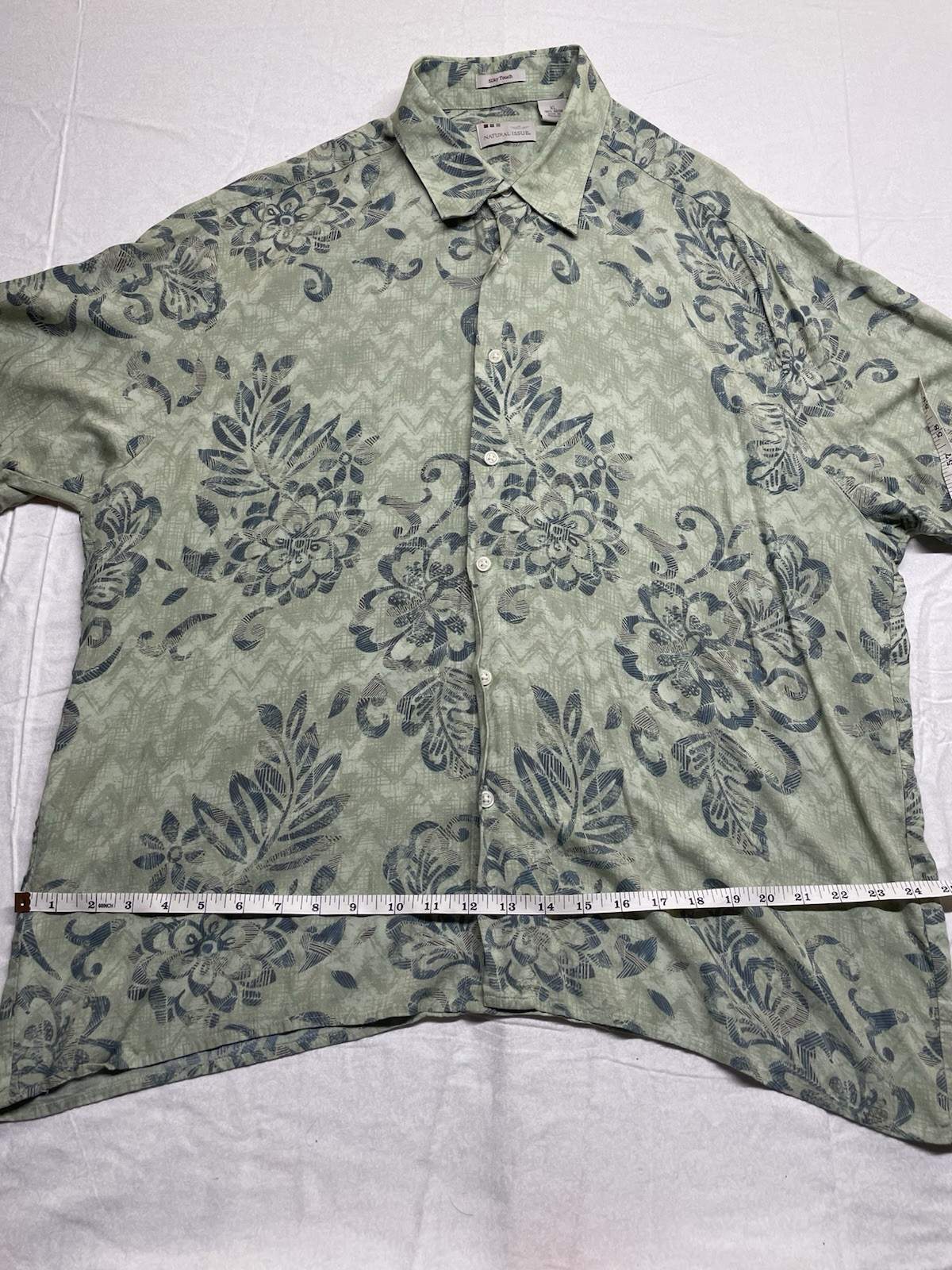 Natural Issue Men’s XL Green/Blue Floral Rayon Woven Lightweight Short Sleeve