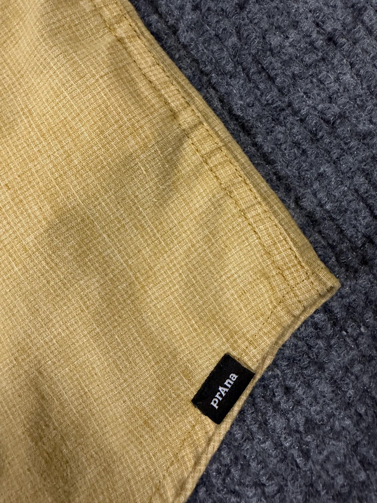 Prana Shirt Mens Medium Slim Fit Hemp Recycled Short Sleeve Button Up Yellow