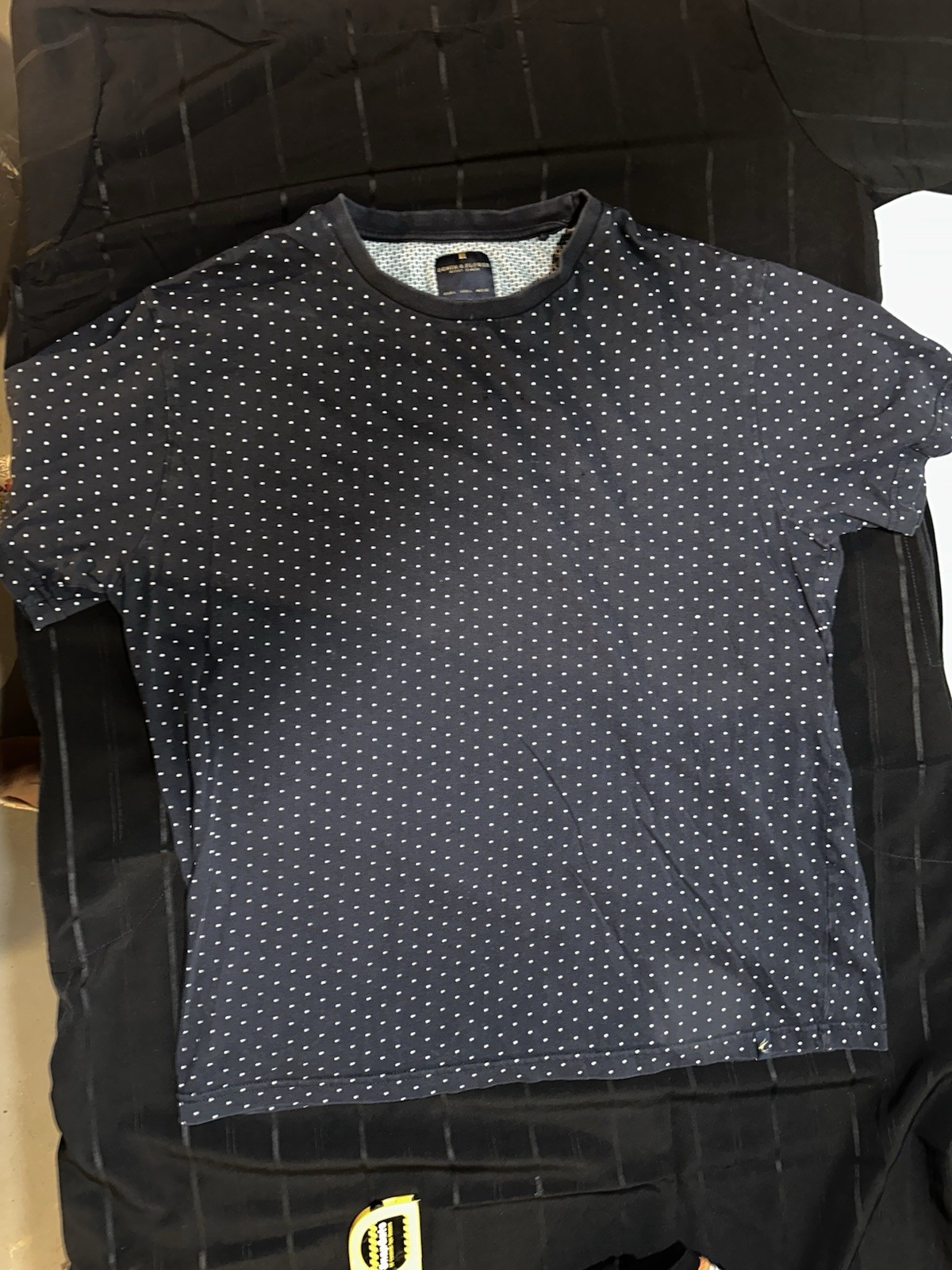 Denim & Flower Ricky Singh Mens Large Navy Blue Polka Dot Short Sleeve T-Shirt