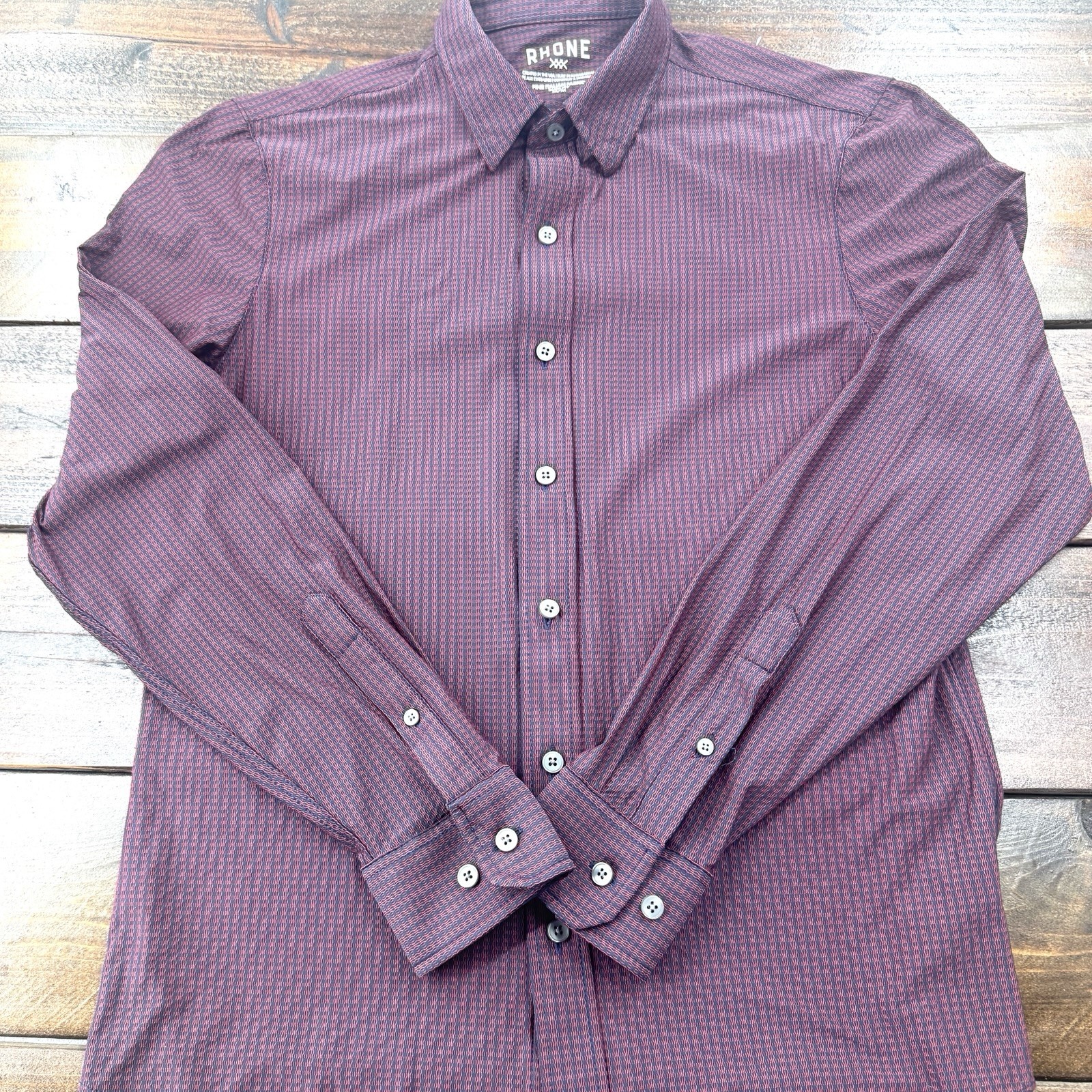 Rhone Commuter Shirt Mens M Burgundy Geometric Slim Fit Fine Italian Knit Fabric