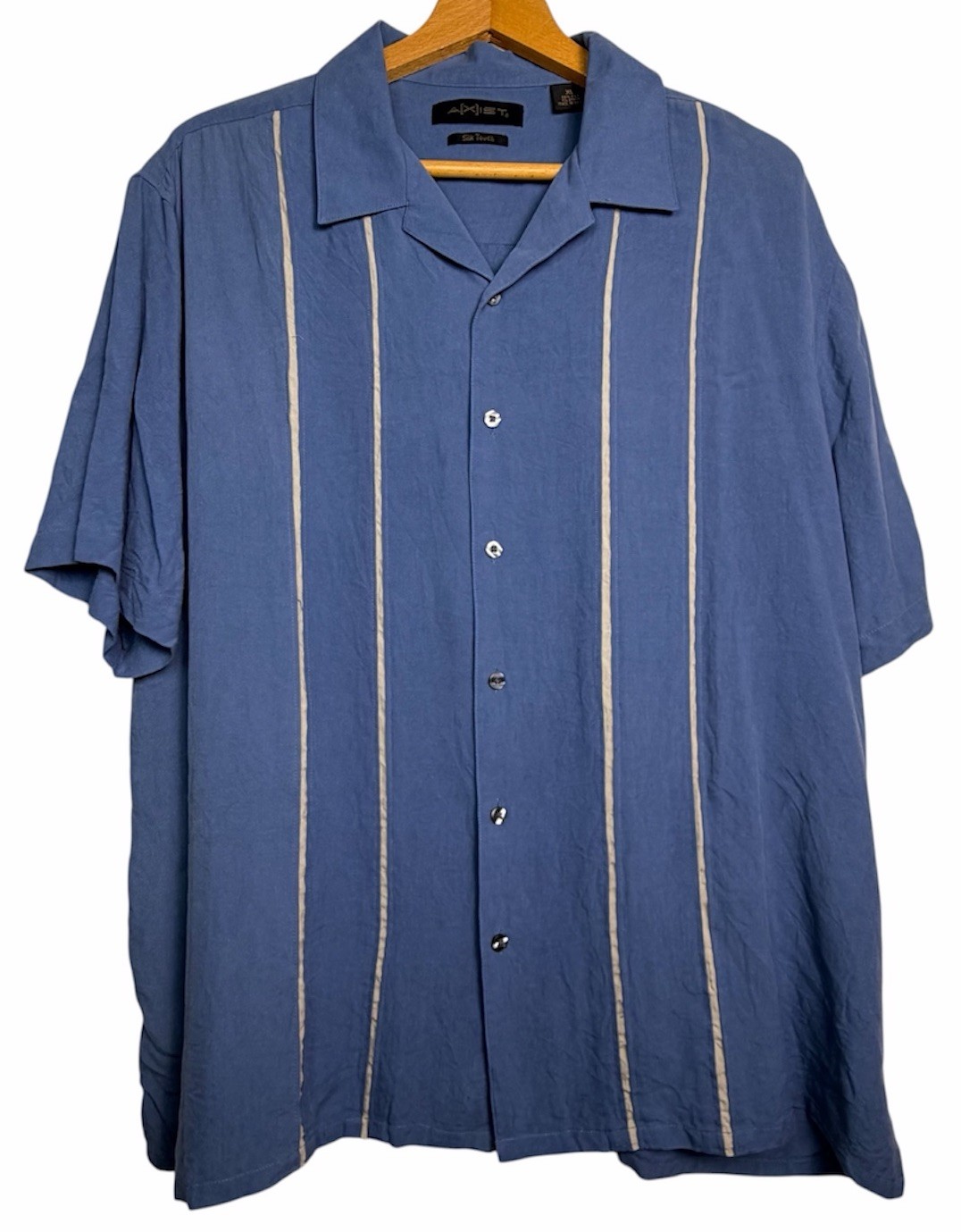 Axist Silk Touch Camp Shirt Men’s XL Blue 99% Silk Resort Button Front Embroider