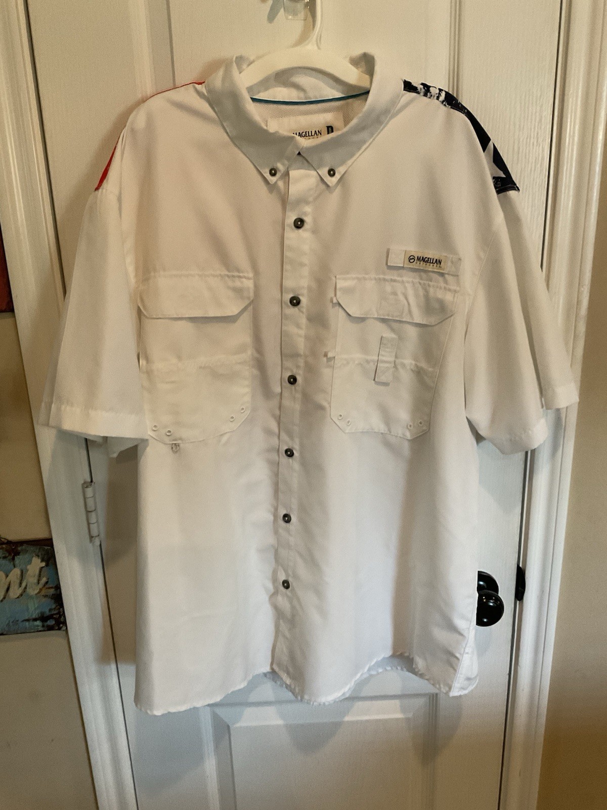Magellan Outdoors Men’s Shirt XL Americana Flag Relaxed Fit Fish Gear