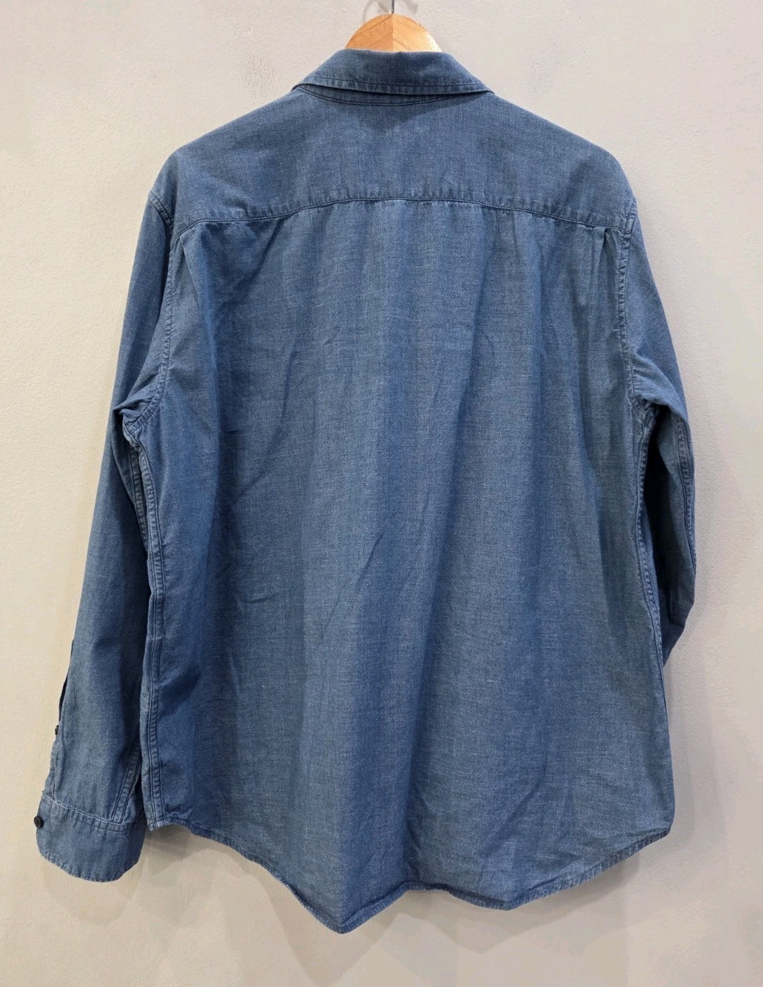 Levi’s Made & Crafted Blue Button Down Shirt Men’s Size Large