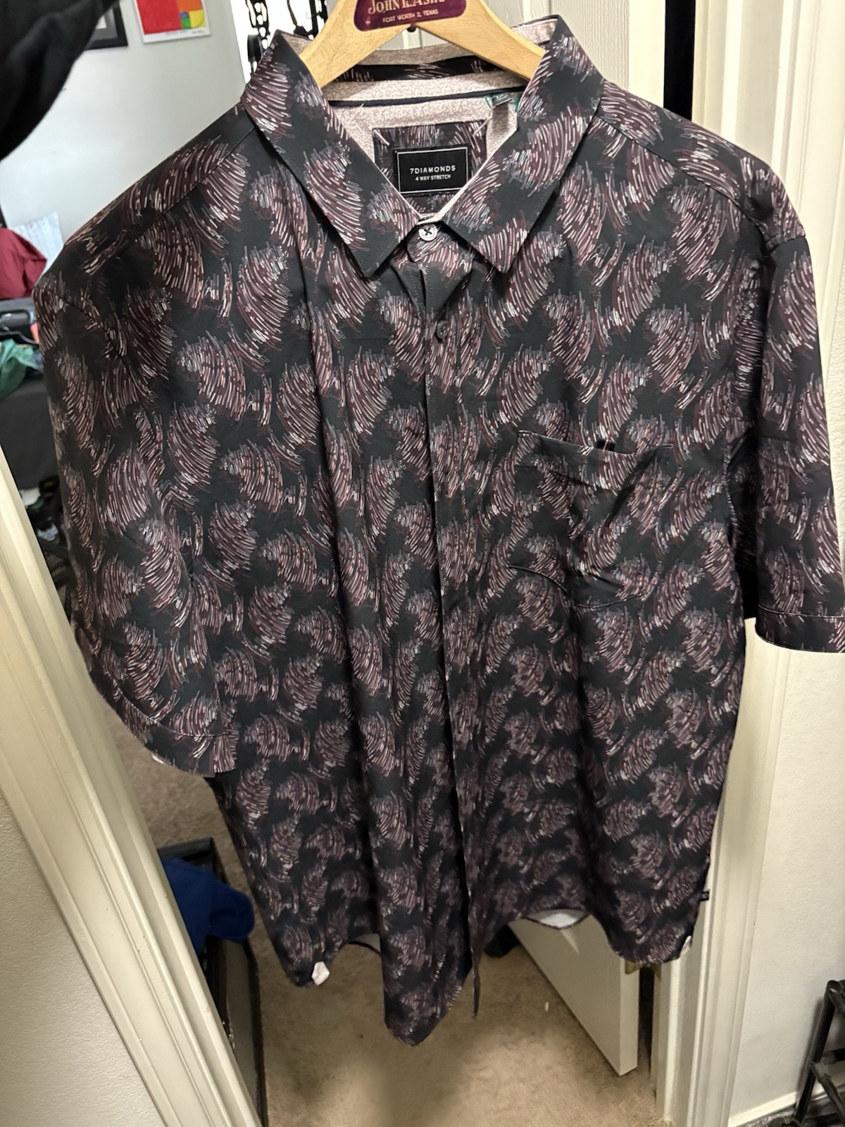 7 Diamonds Men’s L 4-Way Stretch Black Graphic Print Short Sleeve Button-Up