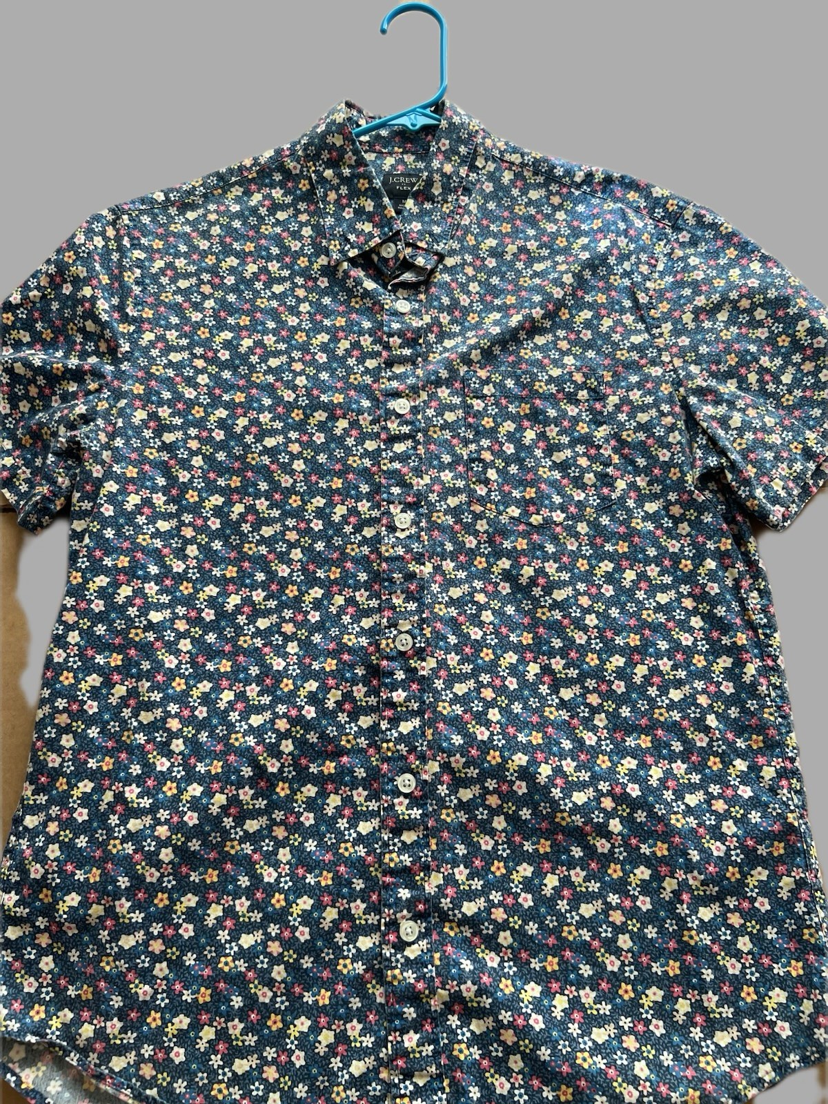 J.Crew New Without Tag Men’s Slim Floral Button down Shirt Size M