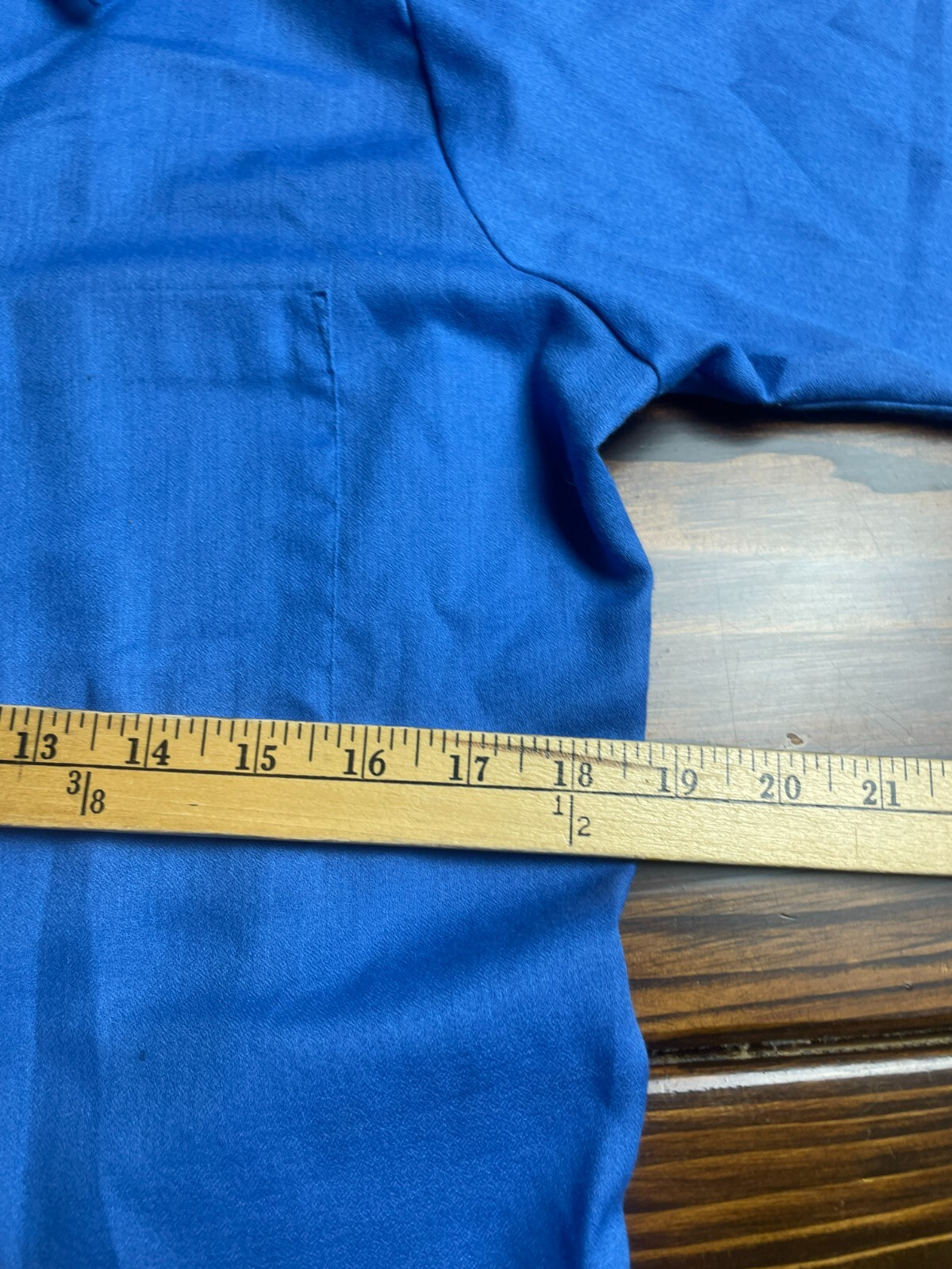 K-mart Shirt Men’s Size M Blue Button Up Vintage Short Sleeve Pocket Curved Hem