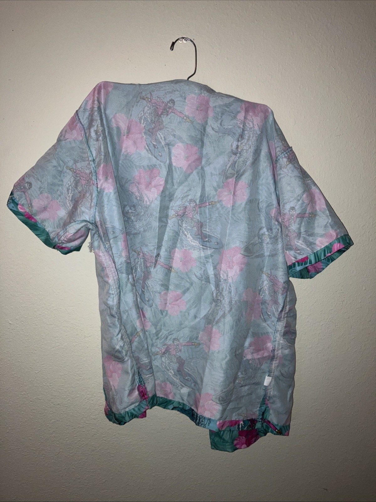 Batman Classic TV Series Shirt Mens M Blue Pink Floral Hawaiian Tropical Beach