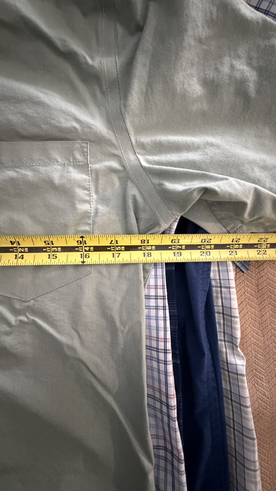Van Heusen Short Sleeve Shirts Slim Fit Small Lot of 6