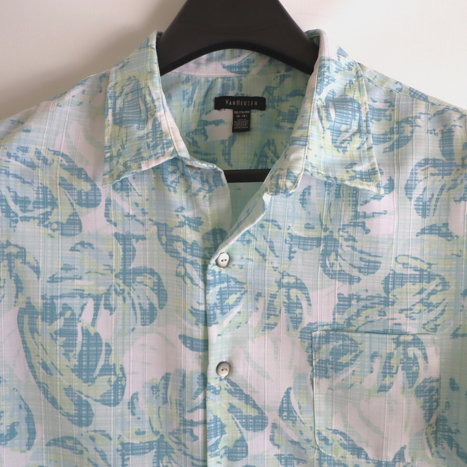 Mens Van Heusen Button Up Casual Shirt – Short Sleeve – Size XXL, 18-18 1/2