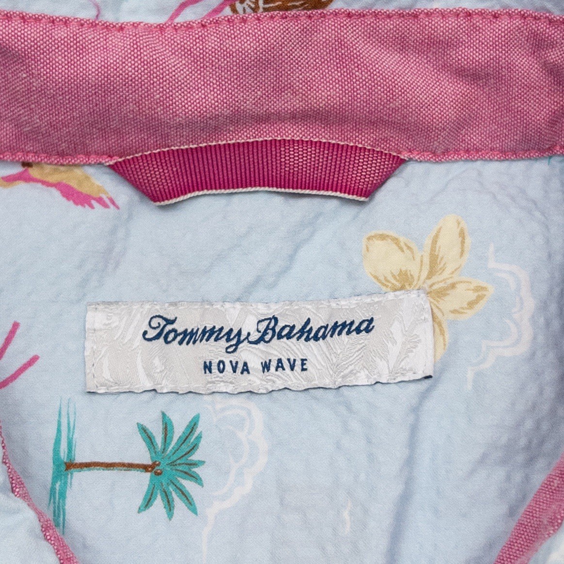 Tommy Bahama Shirt Mens XL Blue Nova Wave Seersucker Short Sleeve Tropical Print