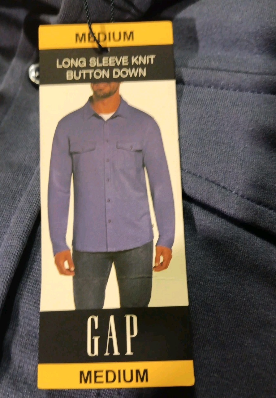 Gap Men’s Long Sleeve Knit Button Down, Blue – NWT Size M