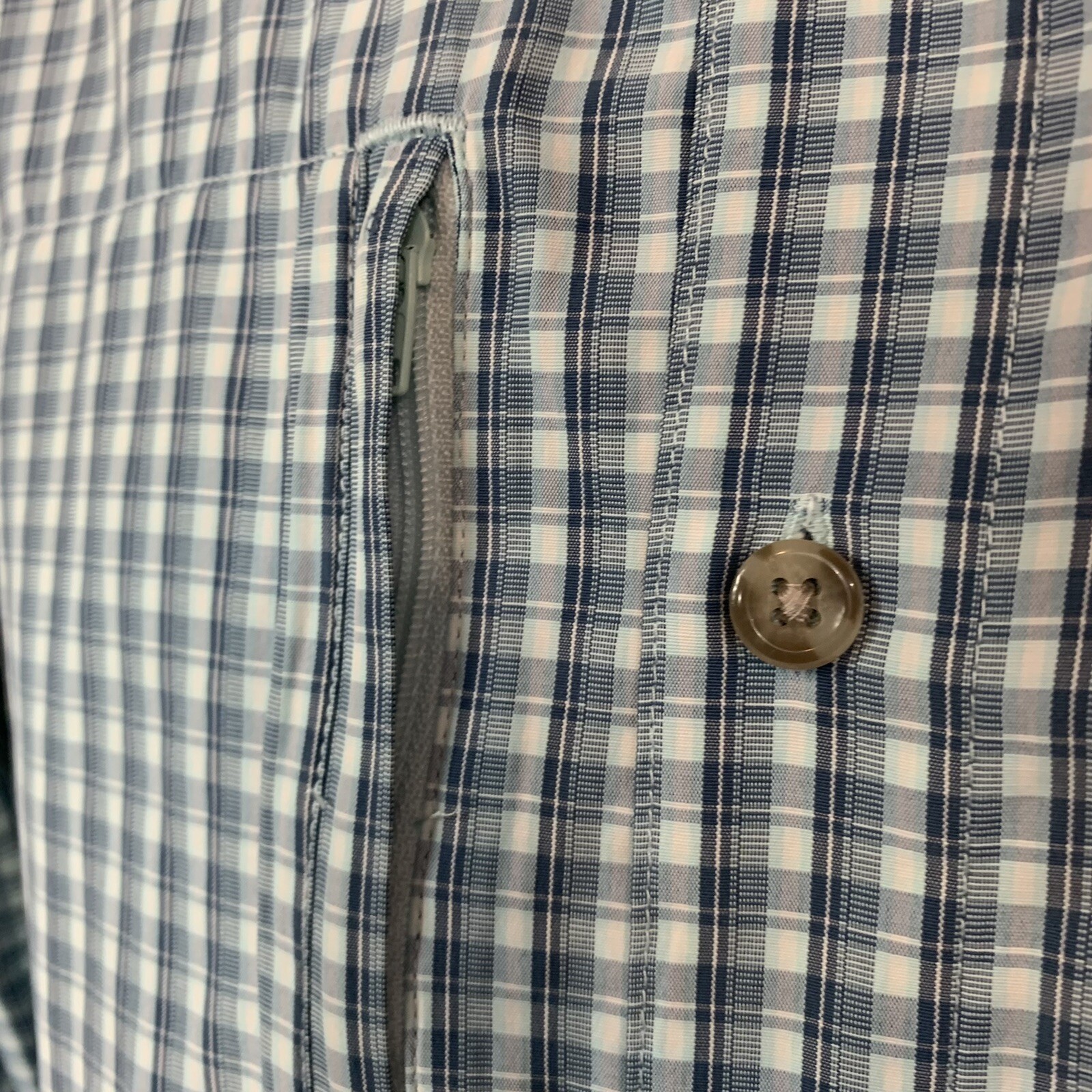Eddie Bauer Shirt Blue Plaid Vented Back Roll Tab Sleeve Men’s Medium