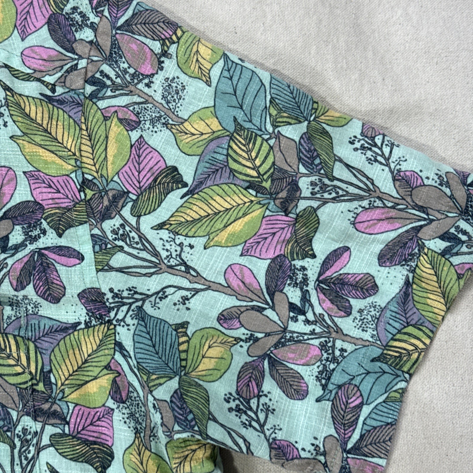 Patagonia Pataloha Pullover Hawaiian Shirt Men’s M Green Floral AOP