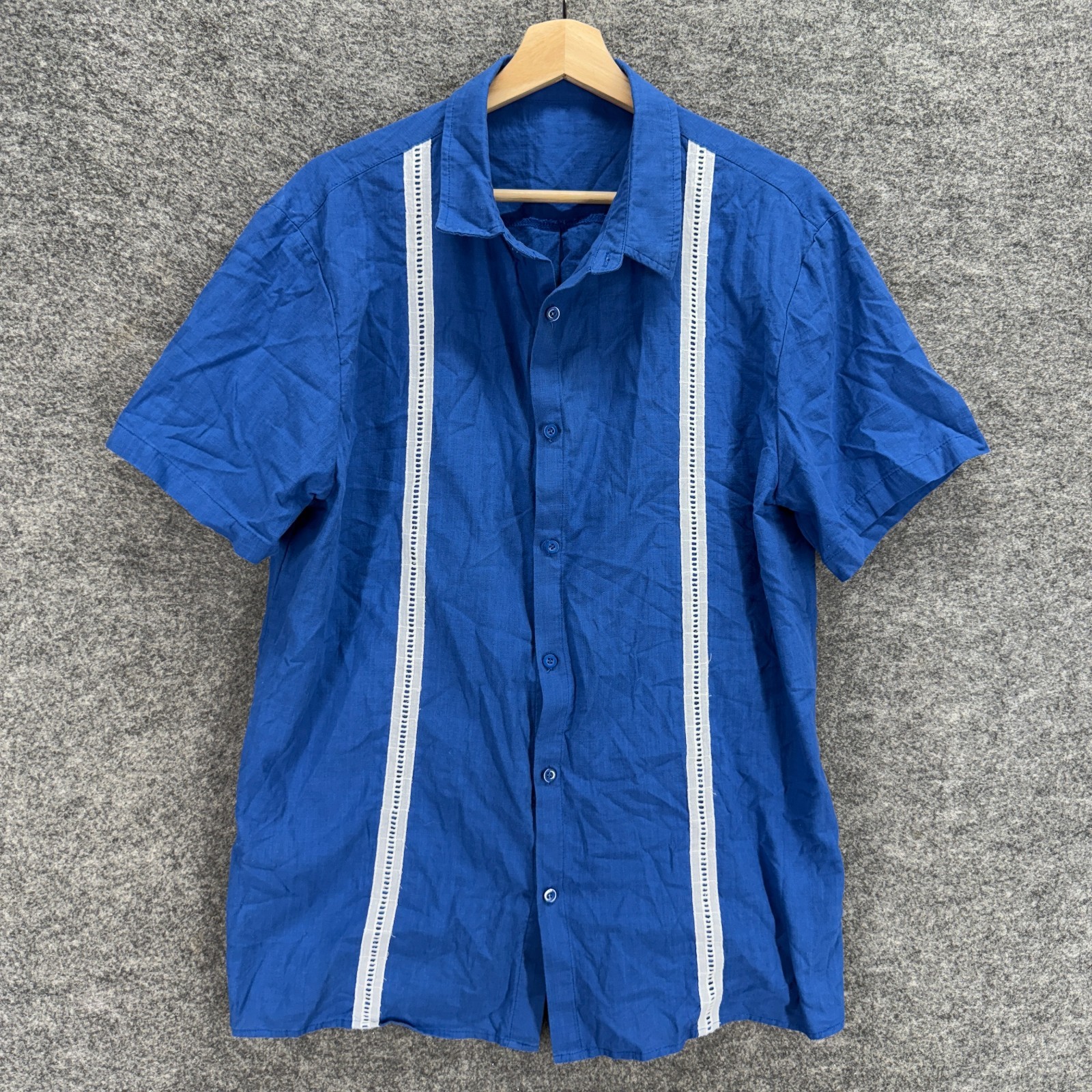 Unbranded Shirt Men L Blue Button Up Collared Short Sleeve Cotton Regular