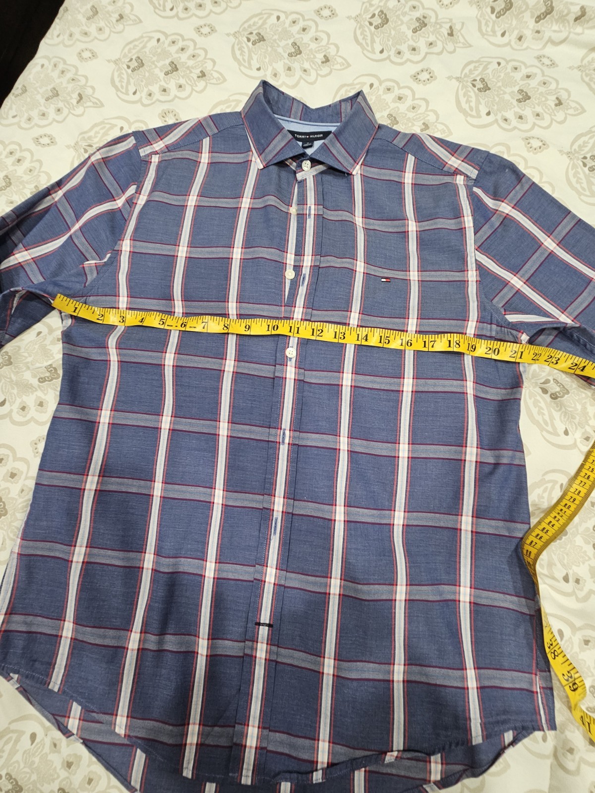 Tommy Hilfiger Men’s Blue/Red/White Plaid Long Sleeve Point Collar Cotton M