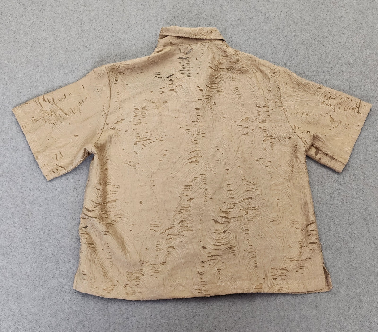 NWT Nova Men Mirage Textured Shirt Collared Size M Tan Short Sleeve Side Slit