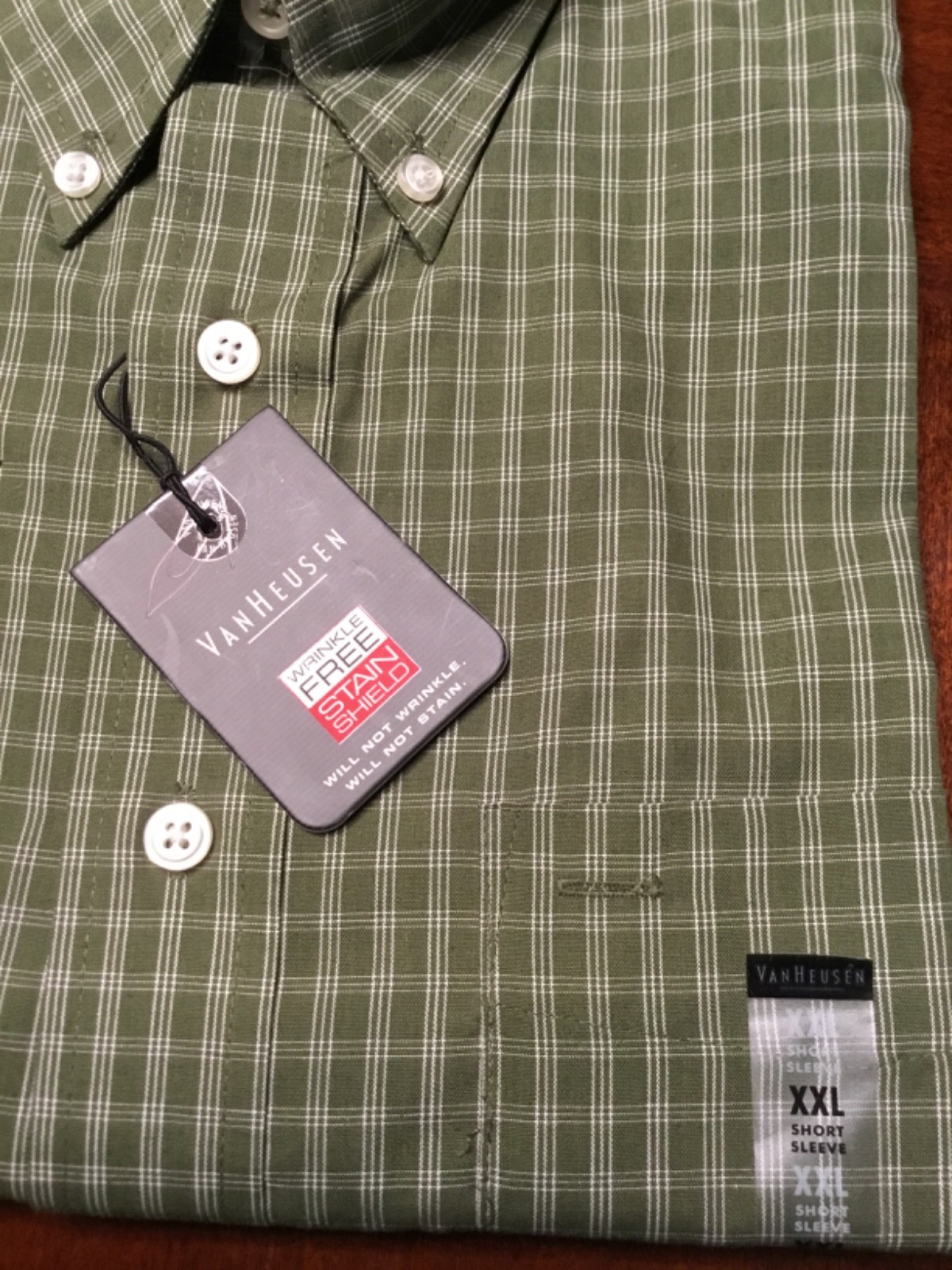 NWT VAN HEUSEN SHORT SLEEVE BUTTON UP SHIRT SIZE XXL 18-18 1/2