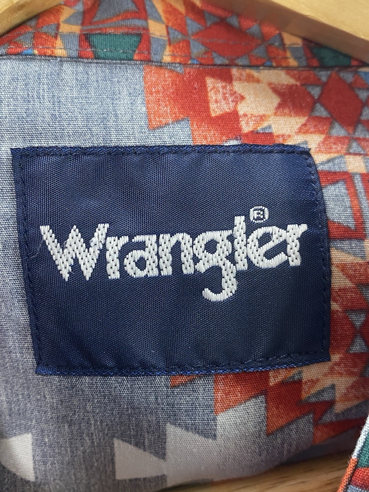 Wrangler Authentic Western Shirt Men’s Size L Ocean Fire Long Sleeve Snap NWT