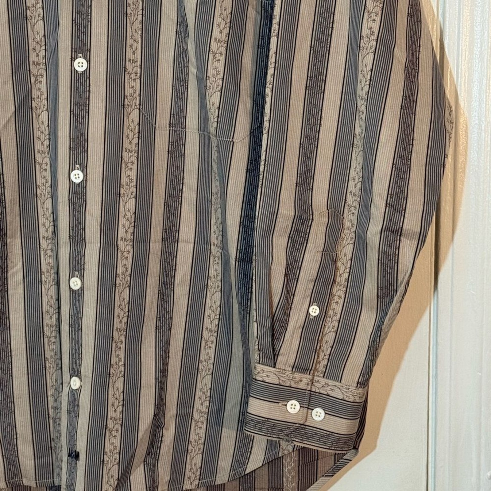 Johnston & Murphy Brown and Gray Striped Casual Men Button Down Shirt Size S