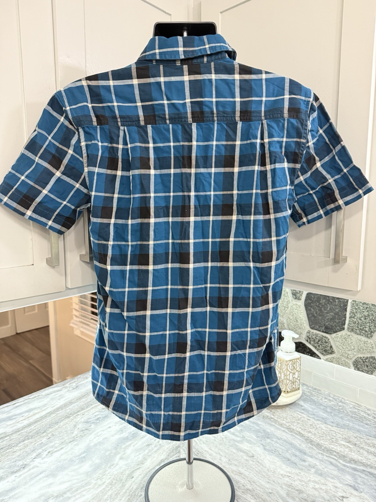 Carhartt Shirt Men’s Size Small Short Sleeve Rugged Flex Flannel Blue Plaid EUC