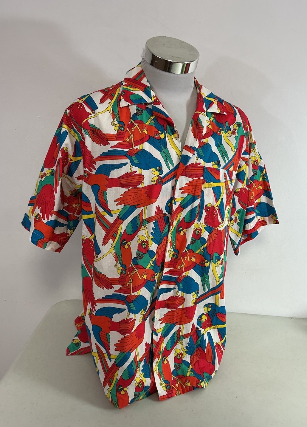 Vintage Izod Lacoste Shirt 80’s Parrots Hawaiian Tropical Mens Large