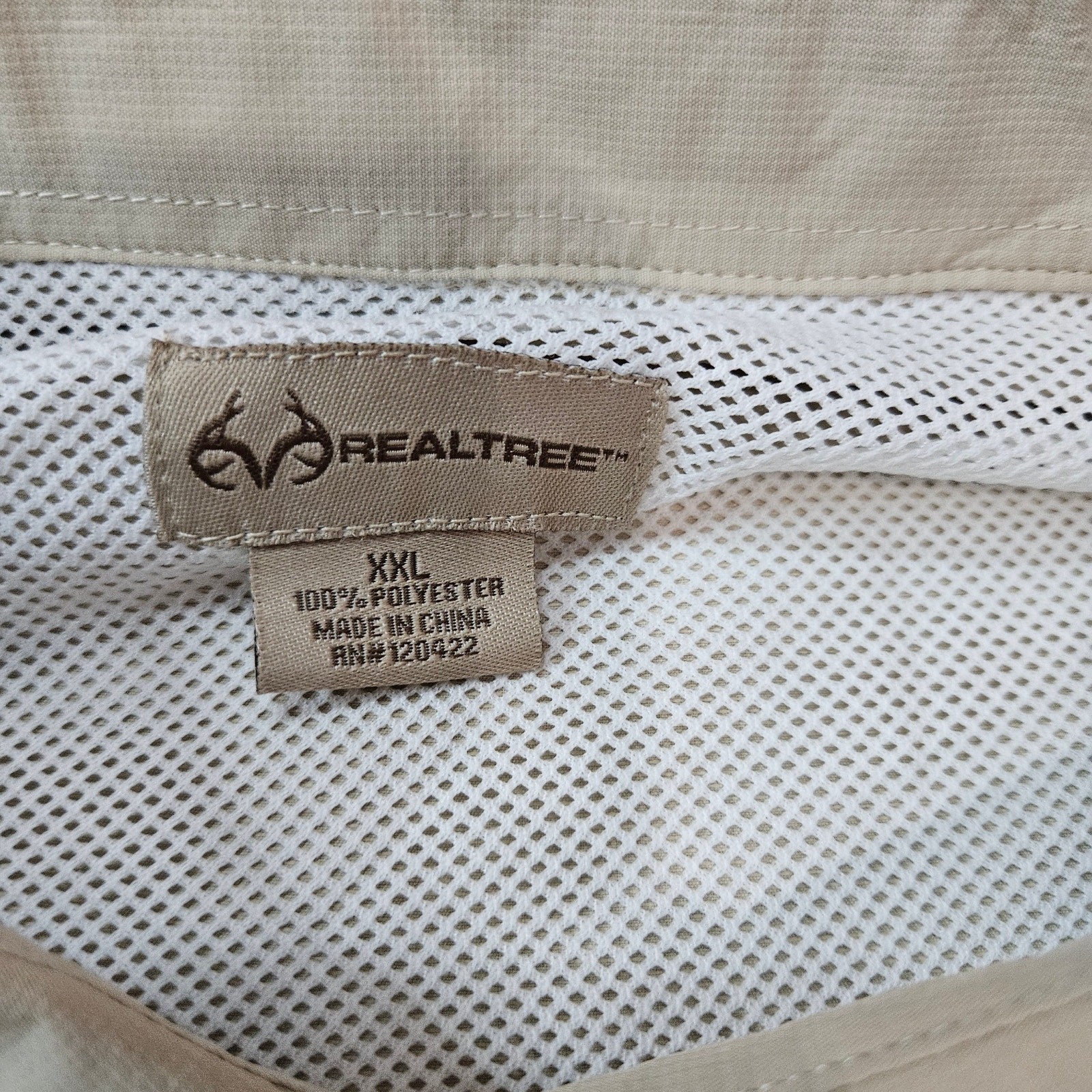 NWT Men’s REALTREE Short Sleeve Fishing Boating Vented Beige Shirt Size XXL