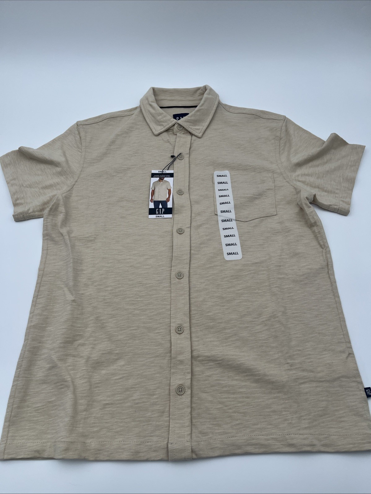 GAP Men’s Soft Short Sleeve Knit Button Down Shirt, Grey