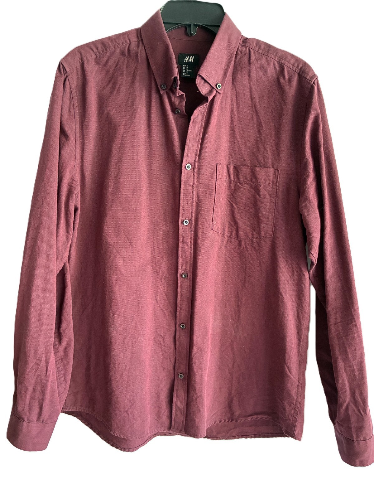 H&M Men’s Button Down Shirt – Burgundy – Size M – button-down collar