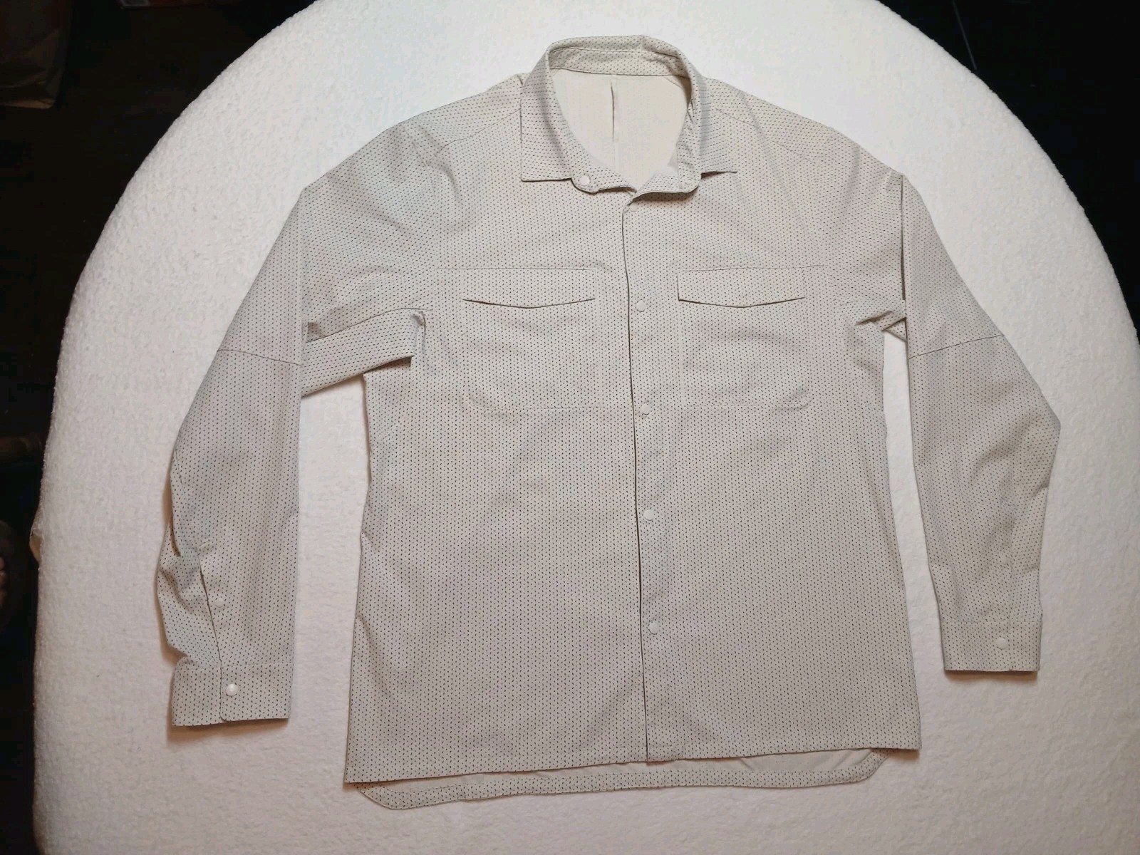 Lululemon Airing Easy Overshirt Men’s Large Beige Geometric Wicking SNAP