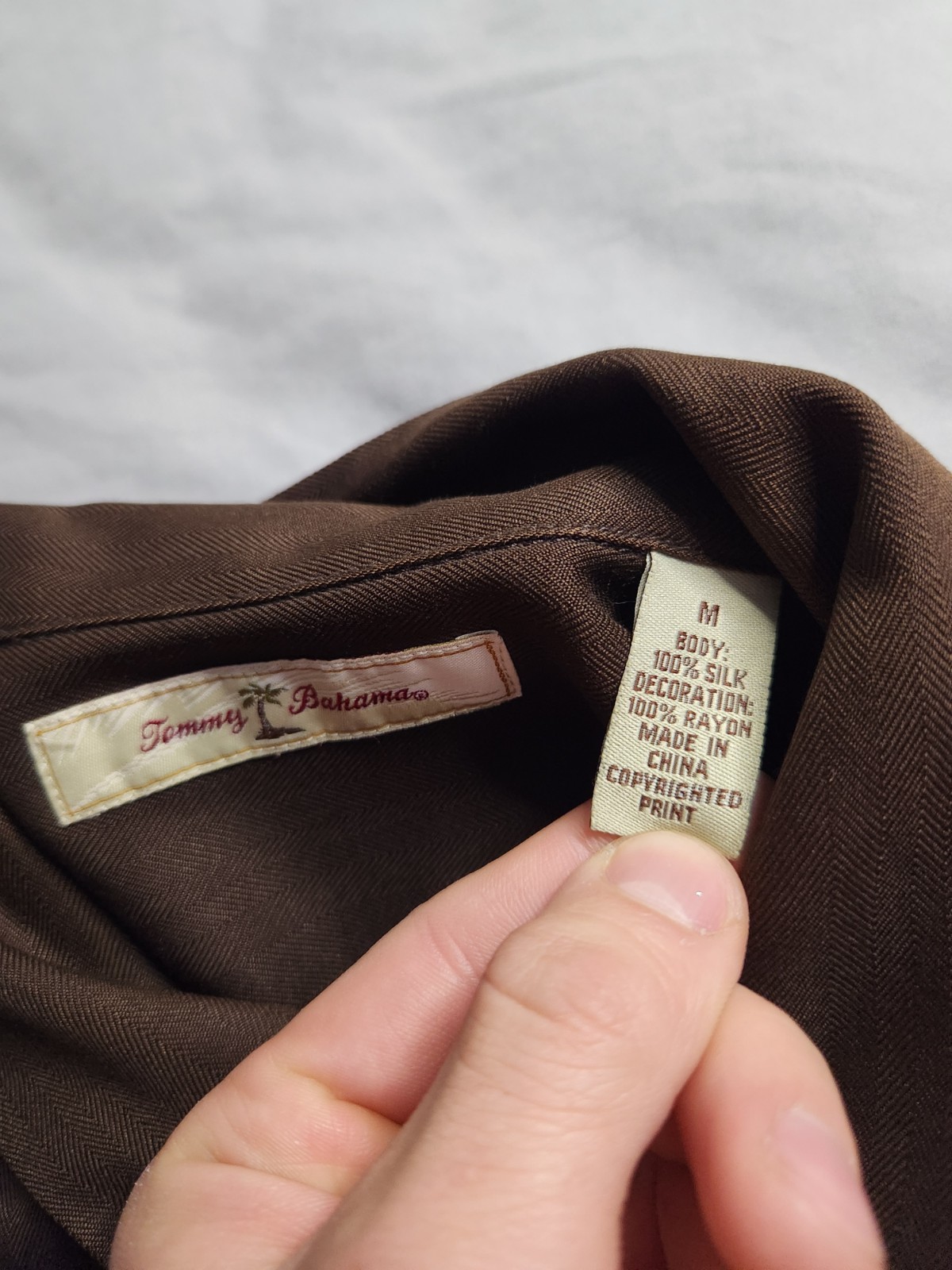 Vintage Tommy Bahama Bar None Silk Mens Sz Medium Brown Graphic Lightweight NEW