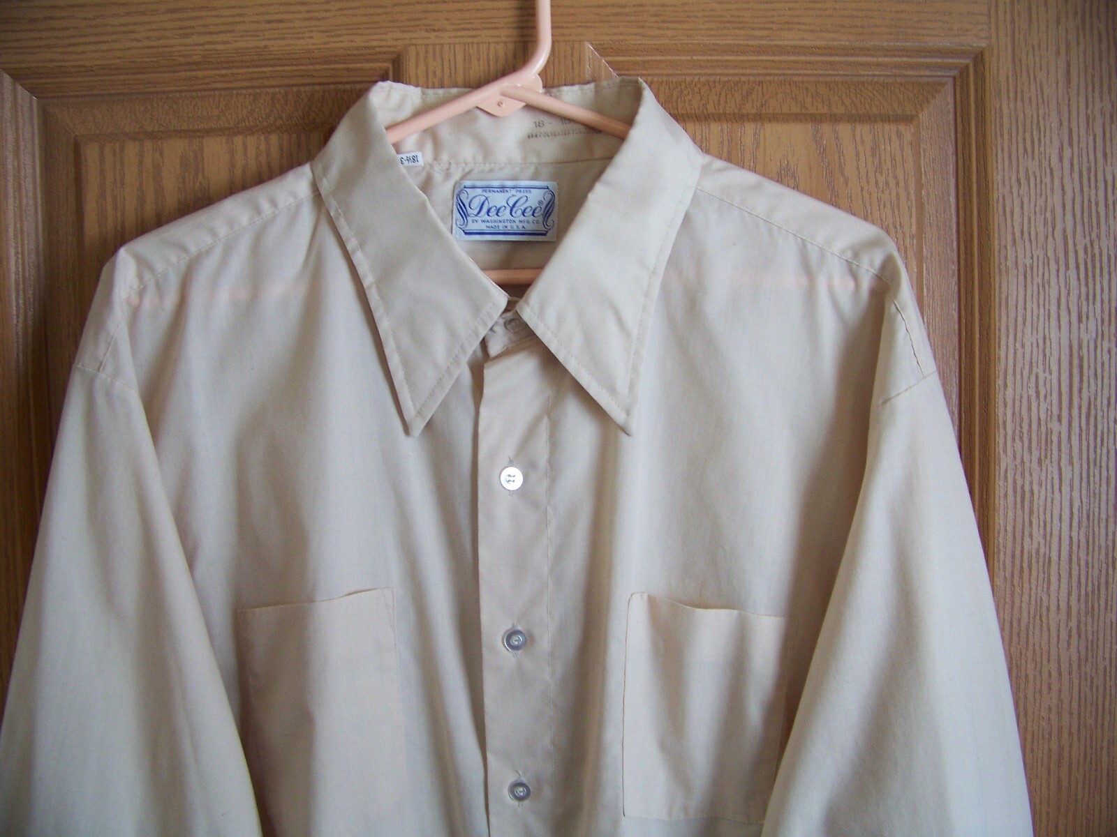 VTG DEE CEE MENS PERMANENT PRESS BEIGE SHIRT SZ 18 1/2-34 MADE IN USA CLEAN NICE