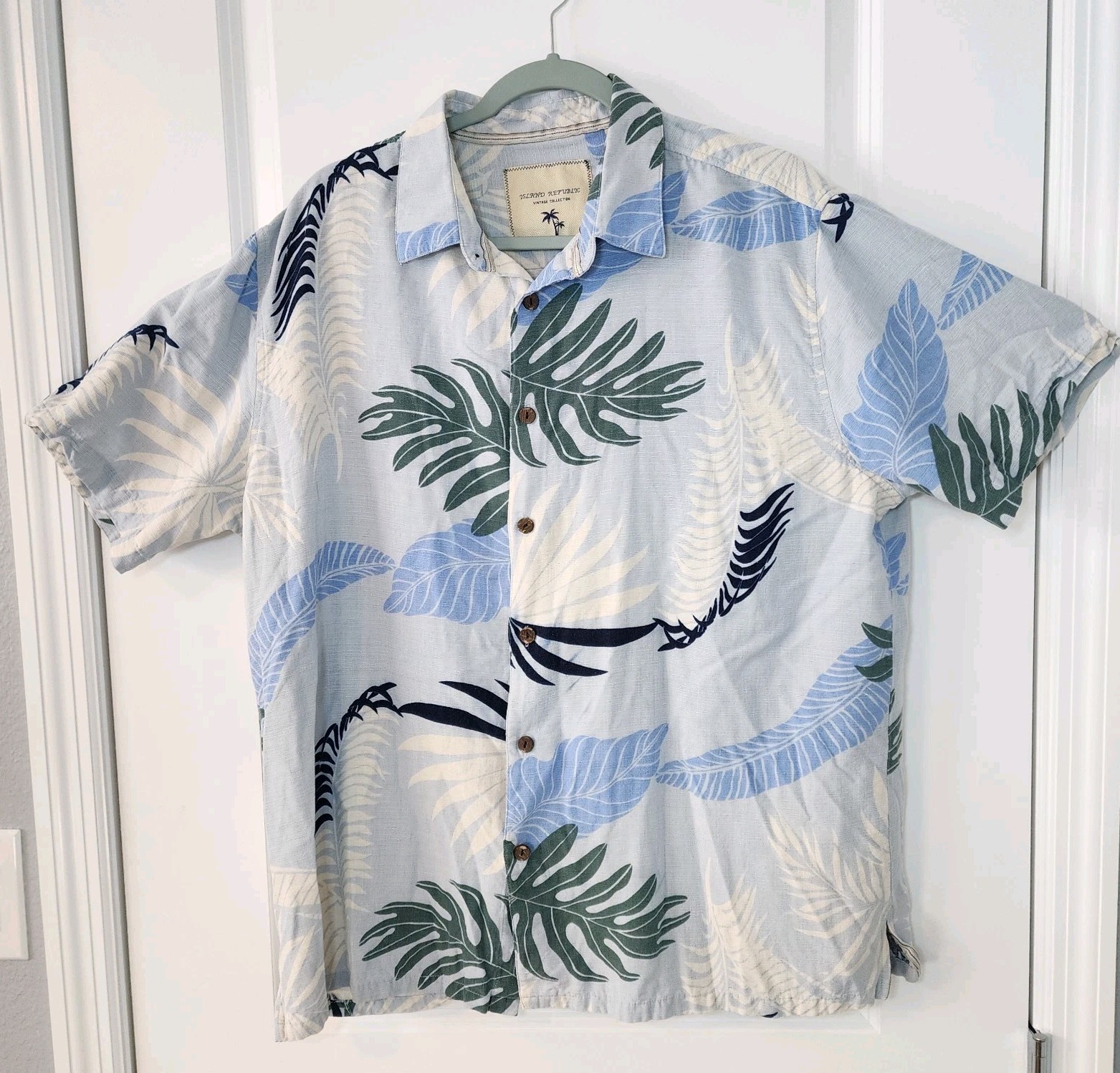 Island Republic Vintage Collection Men’s XXL 100% Silk Hawaiian Shirt Multi-colo