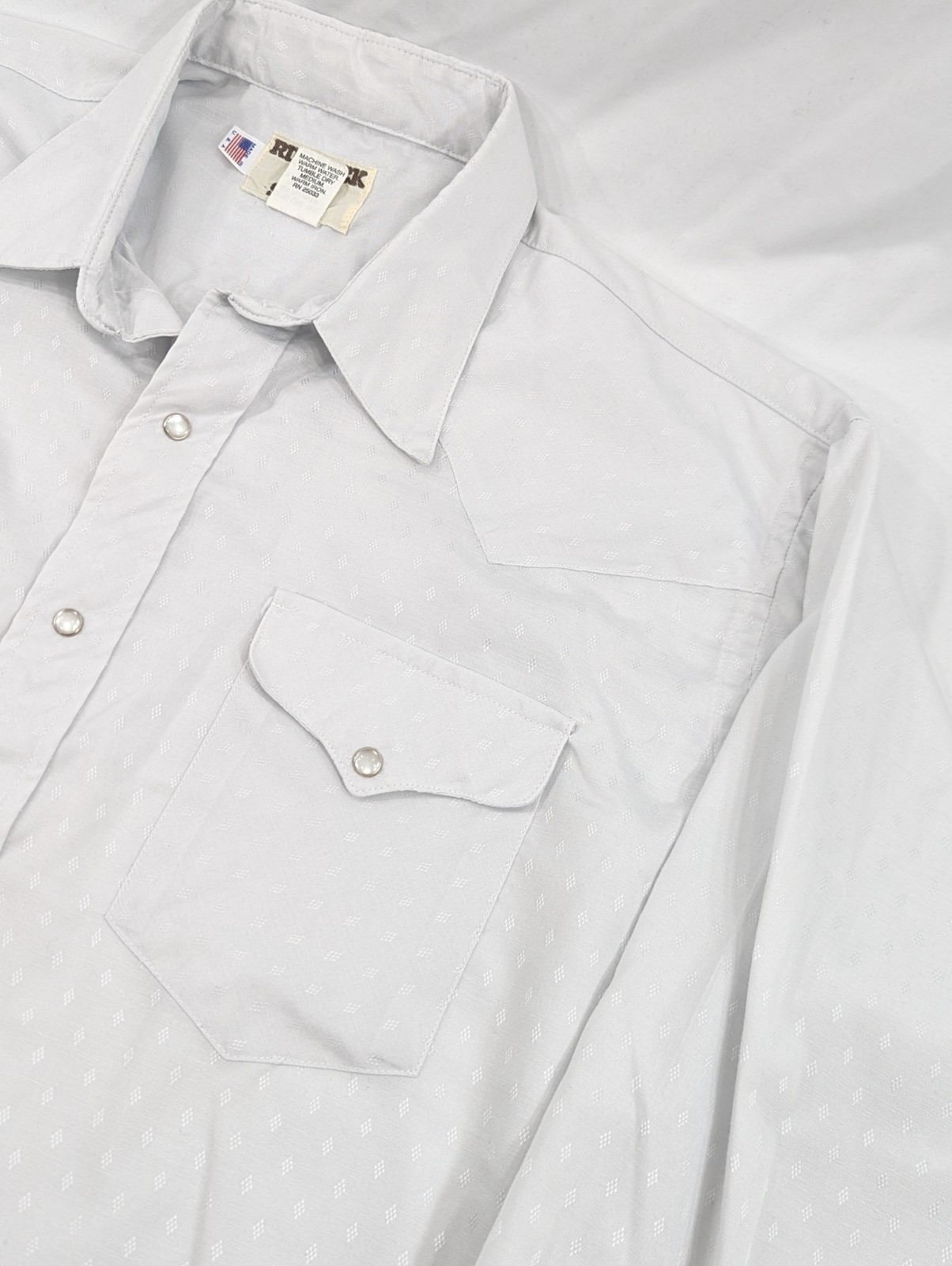 VTG Ruddock Pearl Snap Textured 17/35 XL White Western Vintage Made in USA