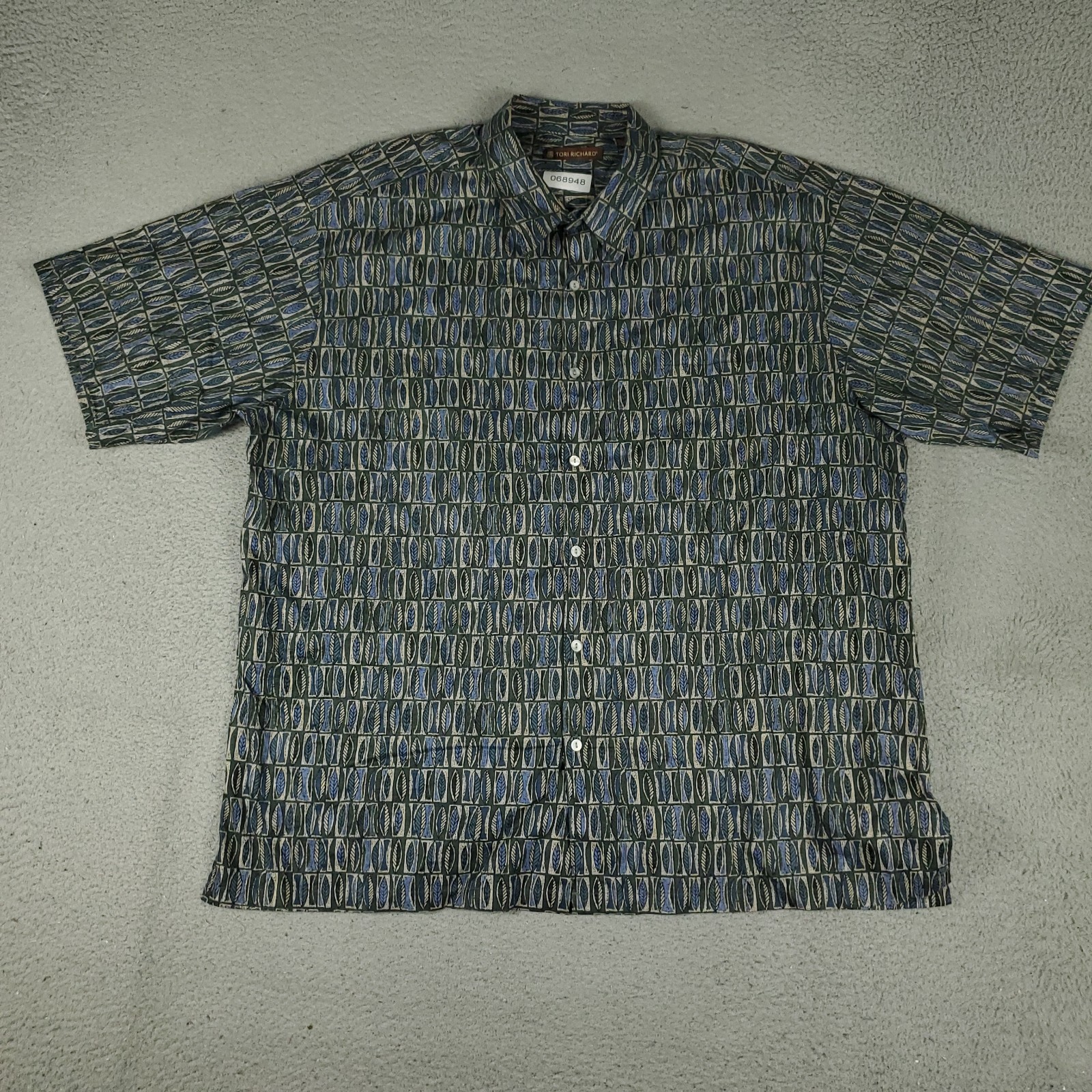 Tori Richard Shirt Mens 2XL Blue Green Leaf PrintHawaiian Button Up