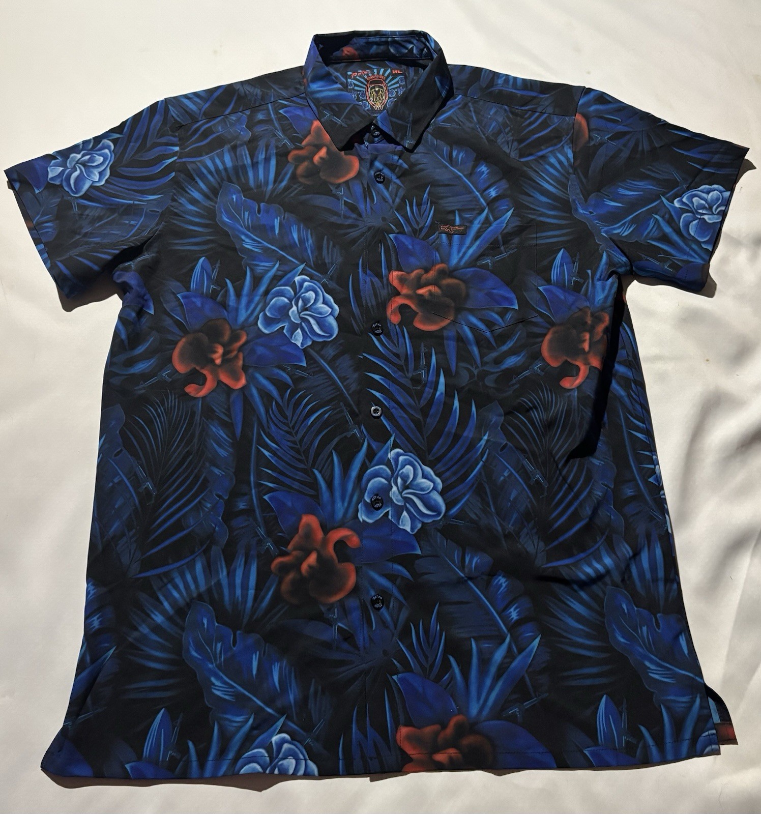 Retro Rifle Shirt Mens XL Blue Tropical Running Man Hawaiian Beach Casual