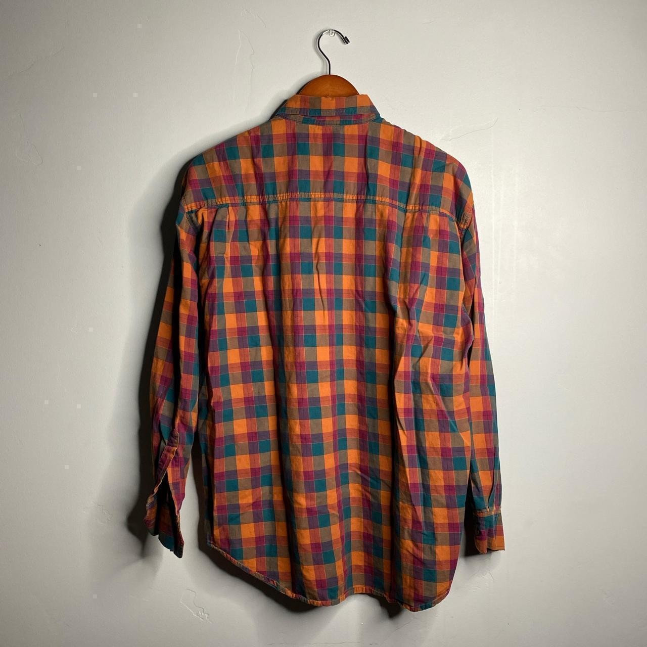 Gap orange button up size large missing 1 button