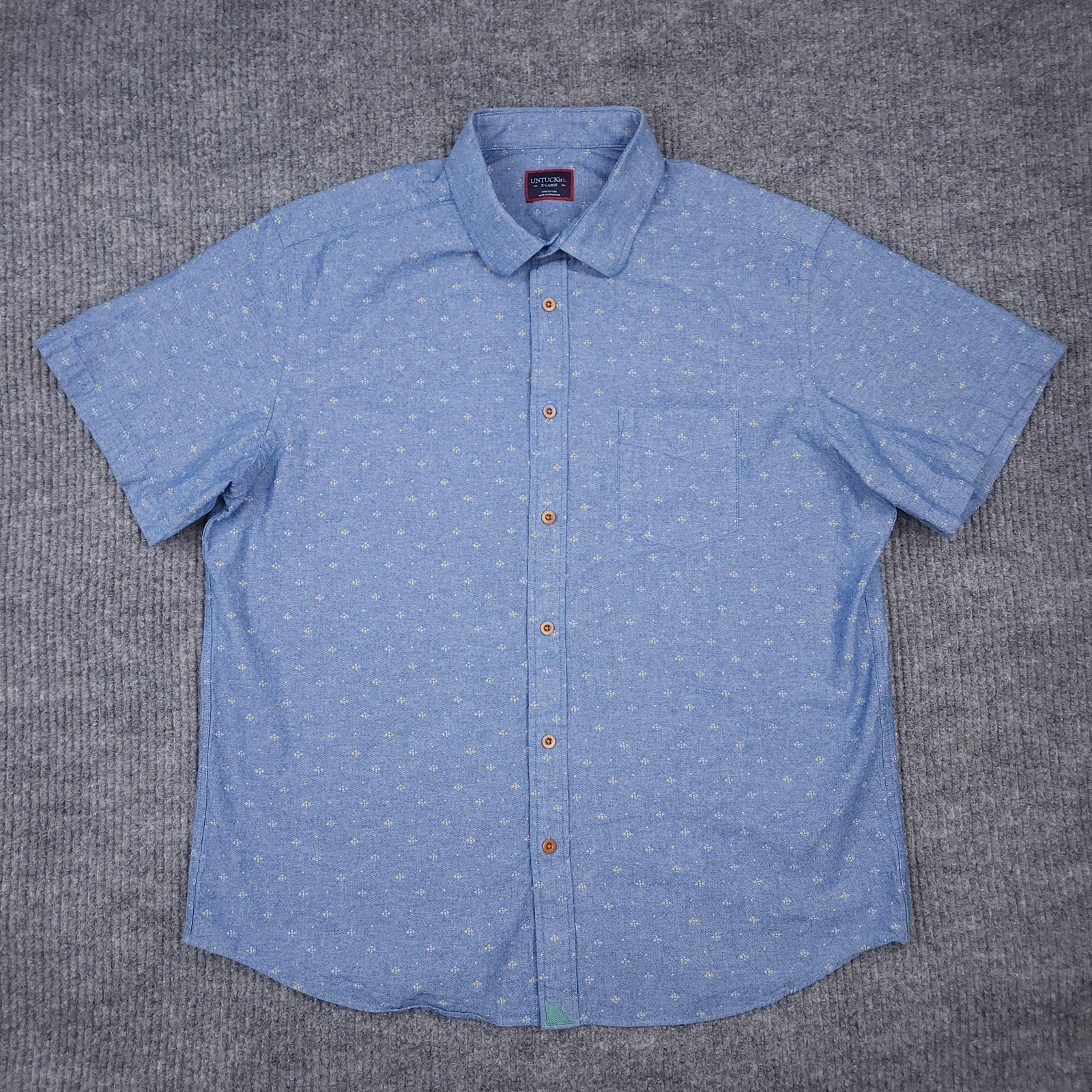 UNTUCKit Shirt Mens XL Blue Miramonte Chambray Geometric Short Sleeve Button Up