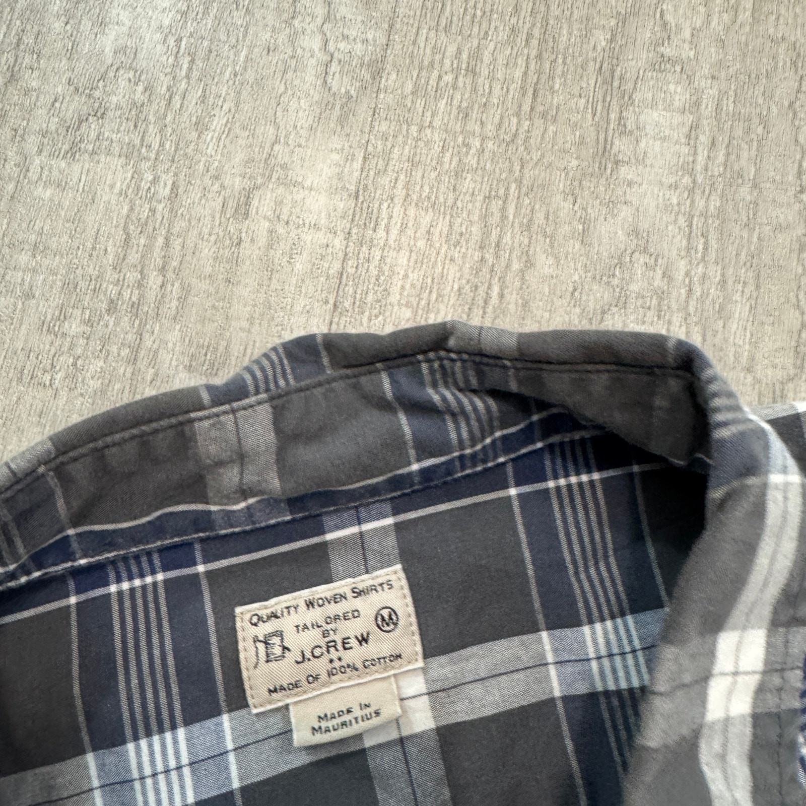 J Crew Shirt Men Medium Blue Gray Plaid Check Quality Woven Shirt Tartan Button