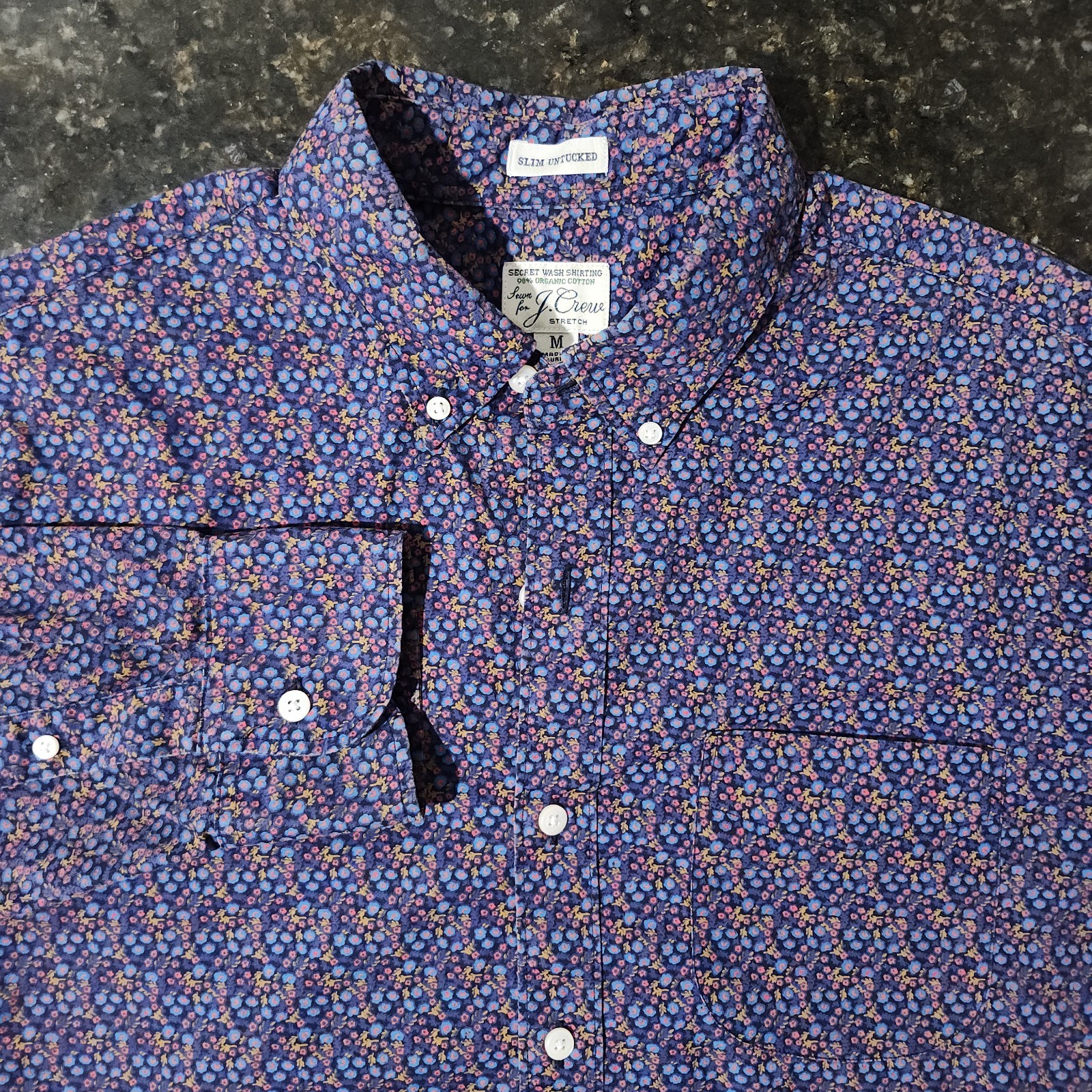J.Crew Slim Untucked Button Down Floral Flower All Over Preppy Outdoor Medium